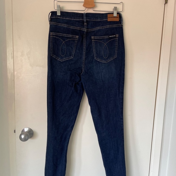 Calvin Klein Jeans - Picture 3 of 3